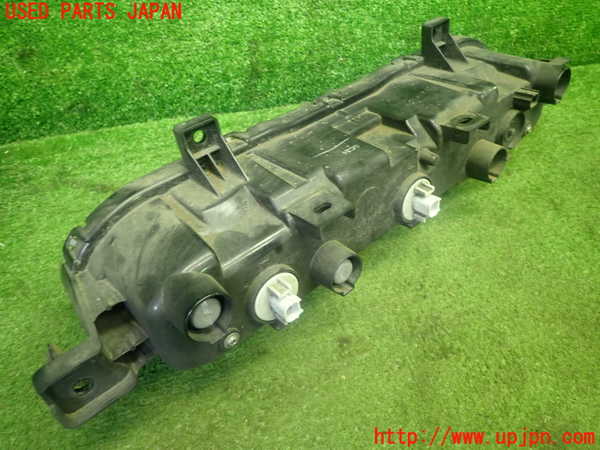 5UPJ-27781559]アバルト・124スパイダー(NF2EK)リアフィニッシャー 中古_m0003.jpg