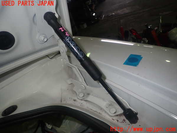 1UPJ-27781506]アバルト・124スパイダー(NF2EK)トランクダンパー 中古_m0001.jpg
