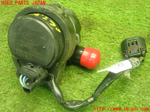1UPJ-27782110]アバルト・124スパイダー(NF2EK)ウォーターポンプ 中古_m0002.jpg