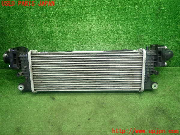 5UPJ-27782451]アバルト・124スパイダー(NF2EK)インタークーラー1 中古_m0001.jpg