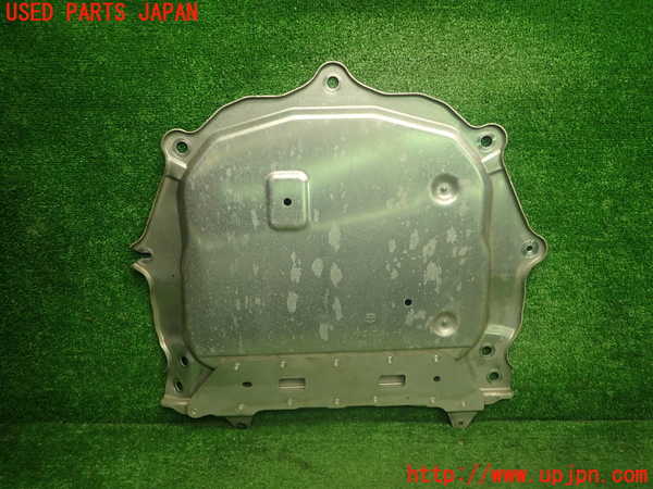 1UPJ-27782170]アバルト・124スパイダー(NF2EK)エンジンアンダーカバー 中古_m0001.jpg
