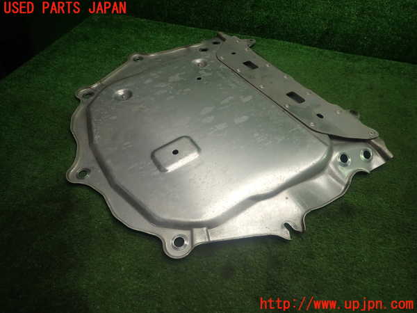 1UPJ-27782170]アバルト・124スパイダー(NF2EK)エンジンアンダーカバー 中古_m0003.jpg