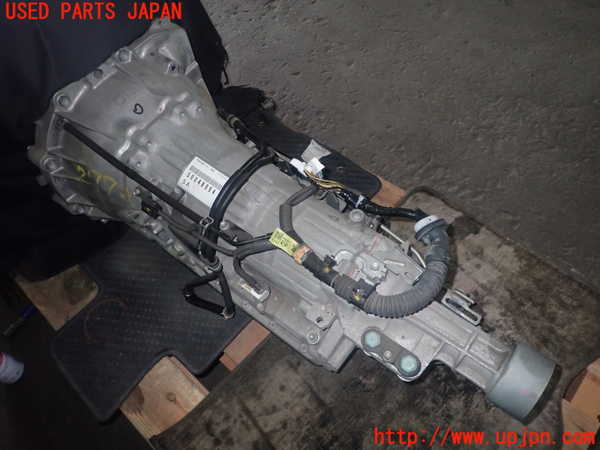 1UPJ-27783010]アバルト・124スパイダー(NF2EK)ミッション AT 3268 中古_m0001.jpg