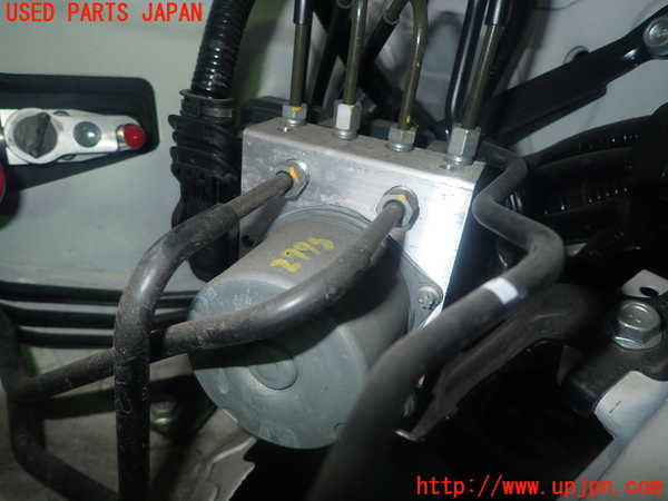 1UPJ-27784040]アバルト・124スパイダー(NF2EK)ABSアクチュエーター 中古_m0001.jpg