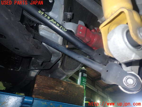 1UPJ-27785325]アバルト・124スパイダー(NF2EK)右リアテンションロッド 中古_m0002.jpg