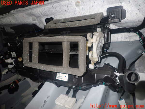 1UPJ-27786081]アバルト・124スパイダー(NF2EK)エバポレーター1 中古_m0002.jpg