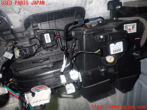 1UPJ-27786081]アバルト・124スパイダー(NF2EK)エバポレーター1 中古_m0003.jpg