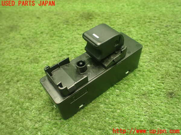 1UPJ-27786245]アバルト・124スパイダー(NF2EK)左パワーウィンドウスイッチ 中古_m0002.jpg