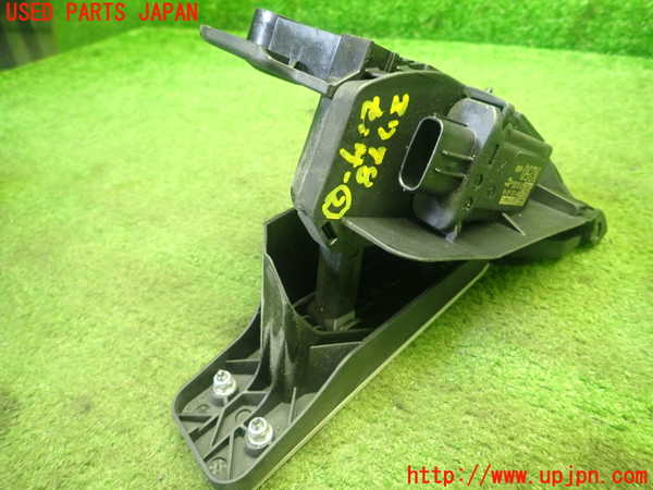 1UPJ-27786382]アバルト・124スパイダー(NF2EK)センサー2 (アクセルペダル) 中古_m0004.jpg