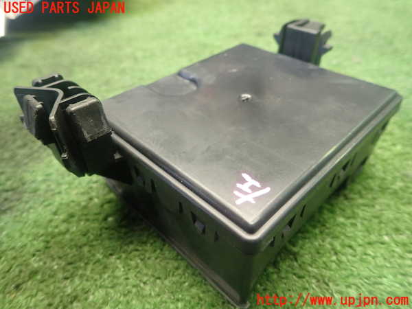1UPJ-27786146]アバルト・124スパイダー(NF2EK)コンピューター1 (D10A-675Z0-A) 中古_m0003.jpg