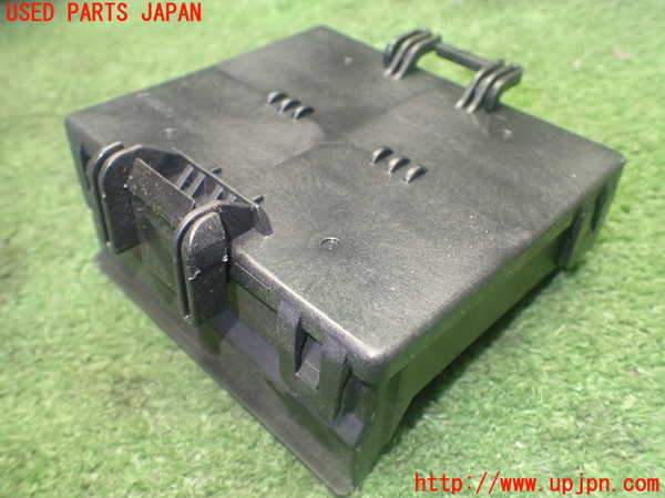 1UPJ-27786147]アバルト・124スパイダー(NF2EK)コンピューター2 (D10A-67562-D) 中古_m0003.jpg