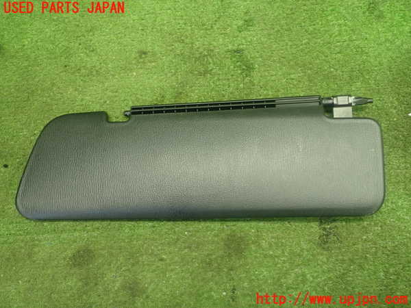 5UPJ-27787625]アバルト・124スパイダー(NF2EK)室内サンバイザー右側 中古_m0001.jpg