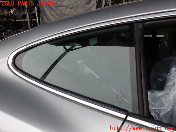2UPJ-27791380]ジャガー・XKシリーズ(J438B)右クォーターガラス 中古 【左ハンドル】(43R-001605 M3250)_m0001.jpg