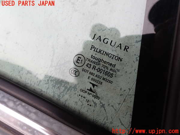 2UPJ-27791380]ジャガー・XKシリーズ(J438B)右クォーターガラス 中古 【左ハンドル】(43R-001605 M3250)_m0002.jpg