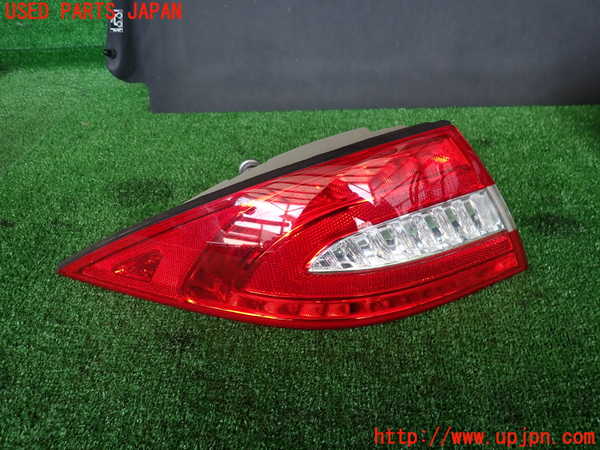 2UPJ-27791536]ジャガー・XKシリーズ(J438B)左テールランプ 中古 【左ハンドル】_m0001.jpg