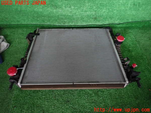 2UPJ-27792321]ジャガー・XKシリーズ(J438B)ラジエーター1 中古 【左ハンドル】_m0002.jpg
