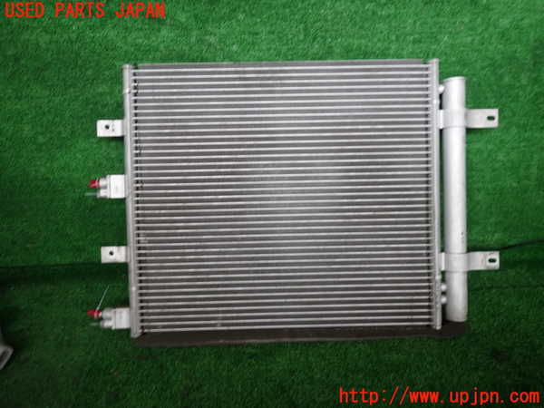 2UPJ-27796031]ジャガー・XKシリーズ(J438B)エアコンコンデンサー1 中古 【左ハンドル】_m0002.jpg