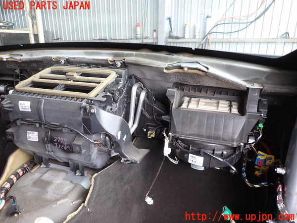 2UPJ-27796081]ジャガー・XKシリーズ(J438B)エバポレーター1 中古 【左ハンドル】_m0001.jpg