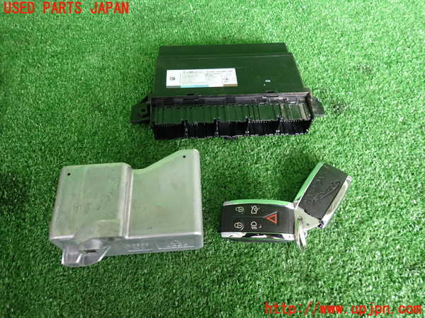 2UPJ-27796110]ジャガー・XKシリーズ(J438B)エンジンコンピューター 中古 【左ハンドル】_m0003.jpg