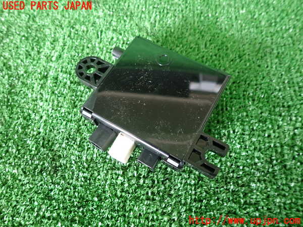 2UPJ-27796150]ジャガー・XKシリーズ(J438B)コンピューター5 (Antenna Module) 中古 【左ハンドル】_m0002.jpg