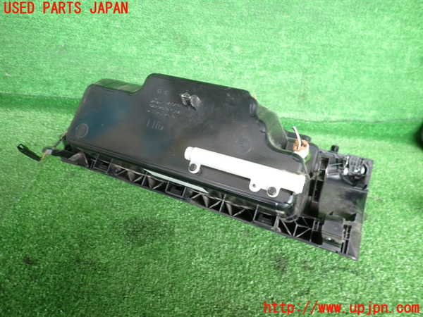 2UPJ-27797516]ジャガー・XKシリーズ(J438B)グローブボックス1 中古 【左ハンドル】_m0005.jpg