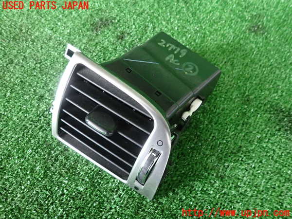2UPJ-27797527]ジャガー・XKシリーズ(J438B)エアコン吹き出し口2 (右) 中古 【左ハンドル】_m0002.jpg