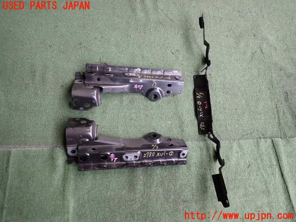 2UPJ-27805296]MX-30 ロータリーEV(DR8V3P)メンバー1 中古_m0001.jpg