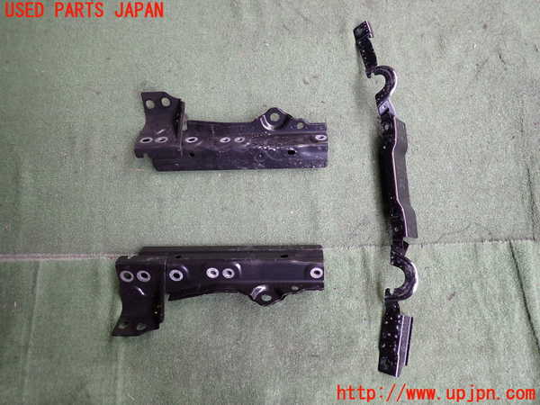 2UPJ-27805296]MX-30 ロータリーEV(DR8V3P)メンバー1 中古_m0003.jpg
