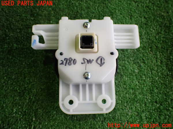 2UPJ-27806306]MX-30 ロータリーEV(DR8V3P)スイッチ1 (シートメモリ) 中古_m0002.jpg