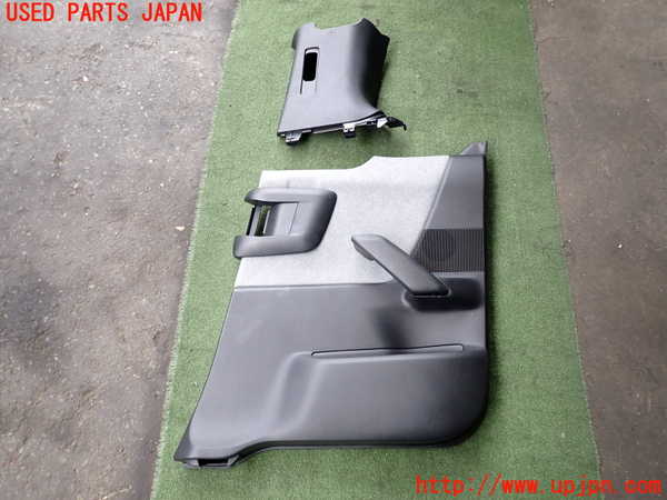 2UPJ-27801294]MX-30 ロータリーEV(DR8V3P)右後ドア内張り 中古_m0001.jpg
