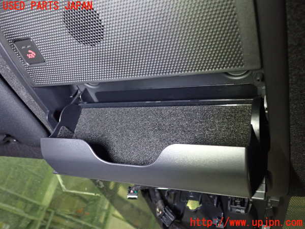 2UPJ-27806411]MX-30 ロータリーEV(DR8V3P)ルームランプ1 (真中 1列目) 中古_m0002.jpg