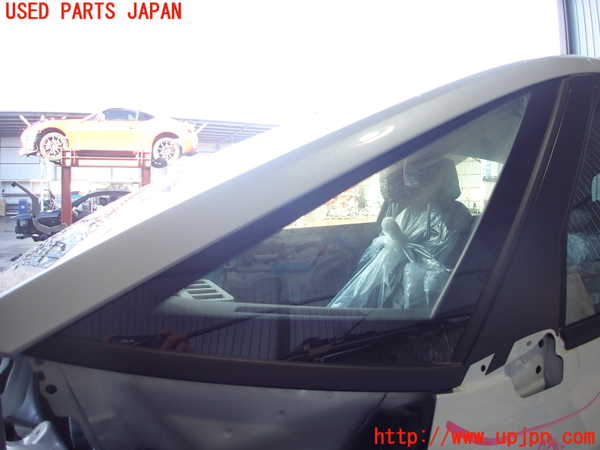 5UPJ-27811202]フィット(Fit) ハイブリッド(e：HEV)(GR3)左フロント三角窓ガラス 中古(43R-00034 M2H4)_m0001.jpg