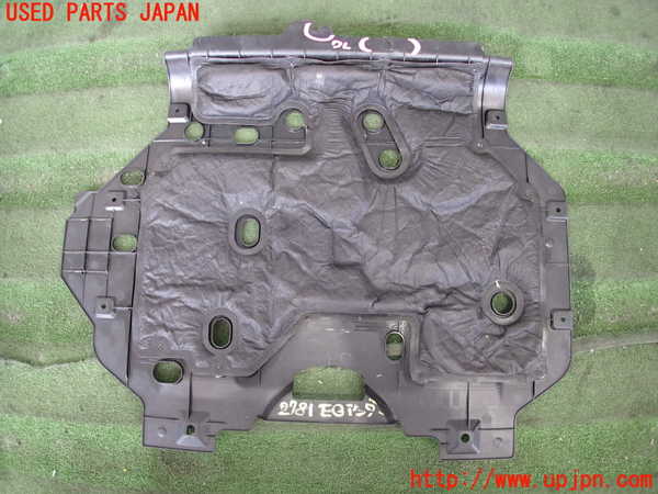 2UPJ-27812170]フィット(Fit) ハイブリッド(e：HEV)(GR3)エンジンアンダーカバー 中古_m0002.jpg