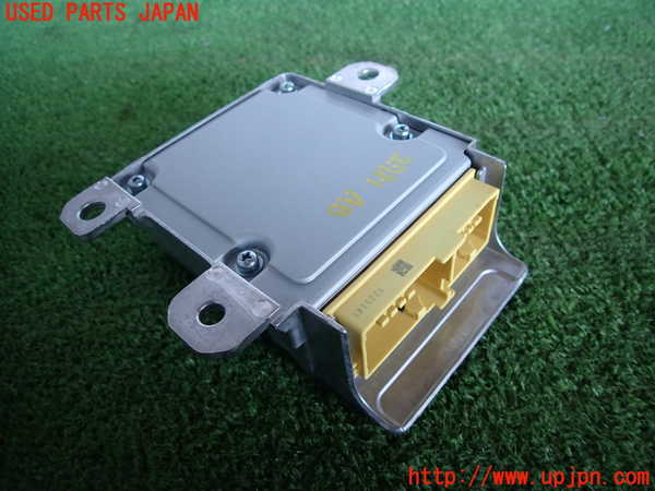 2UPJ-27816145]フィット(Fit) ハイブリッド(e：HEV)(GR3)エアバッグコンピューター 【展開済】【ジャンク品】 中古_m0002.jpg