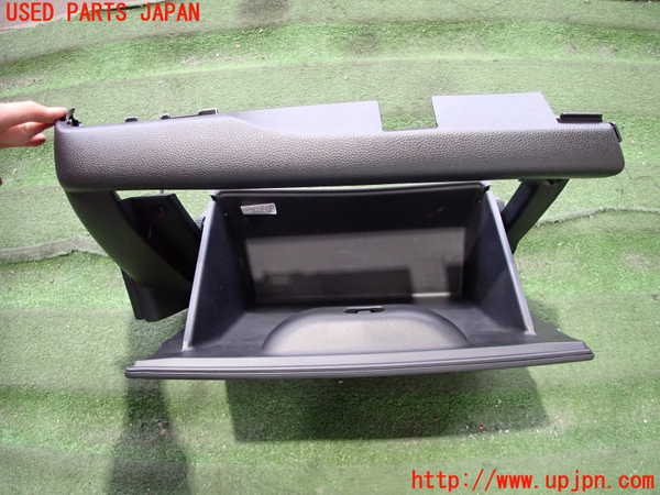 5UPJ-27817517]フィット(Fit) ハイブリッド(e：HEV)(GR3)グローブボックス2 中古_m0002.jpg
