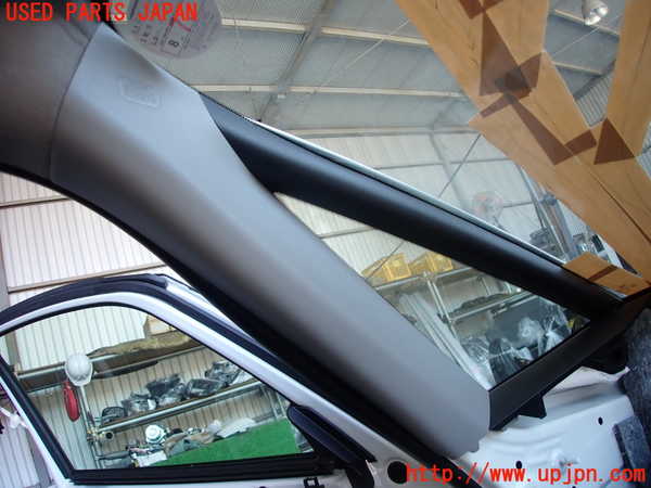 2UPJ-27817660]フィット(Fit) ハイブリッド(e：HEV)(GR3)左フロントピラートリム 中古_m0001.jpg