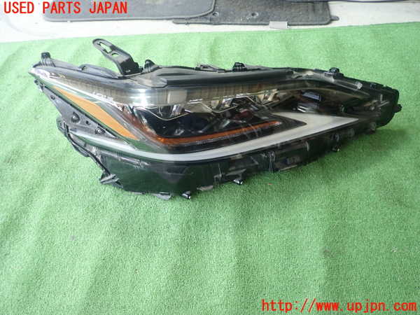 1UPJ-27821130]レクサス・ES300h(AXZH10)右ヘッドライト LED ジャンク部品取り_m0001.jpg