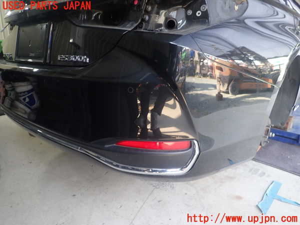 1UPJ-27821610]レクサス・ES300h(AXZH10)リアバンパー 中古_m0002.jpg