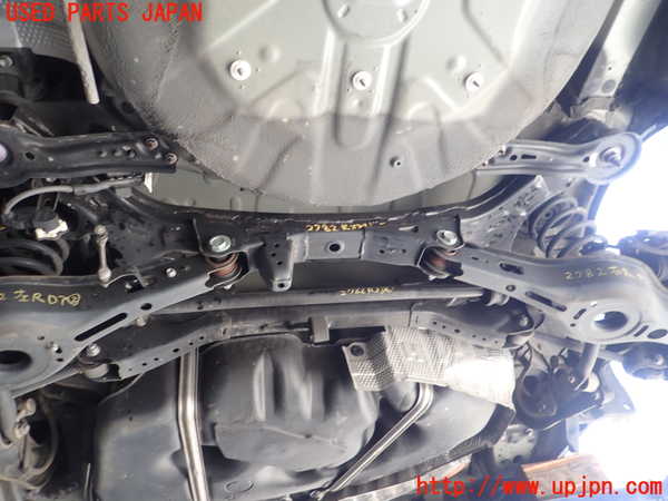 5UPJ-27825295]レクサス・ES300h(AXZH10)リアメンバー 中古_m0001.jpg