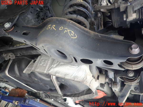 5UPJ-27825205]レクサス・ES300h(AXZH10)右リアロアアーム2 中古_m0001.jpg
