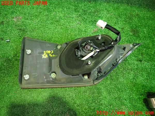 1UPJ-27831550]レクサス・GS350(GRL10)右リアフィニッシャー 中古_m0002.jpg
