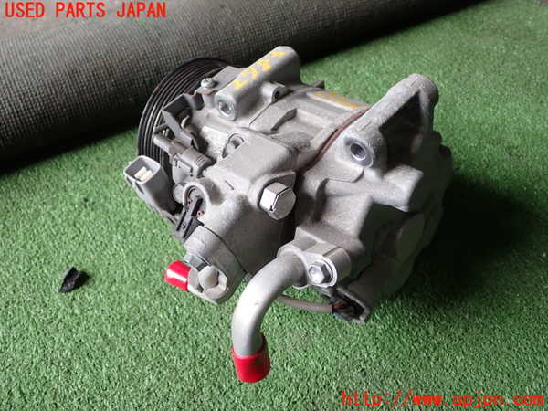 5UPJ-27836025]レクサス・GS350(GRL10)エアコンコンプレッサー 中古_m0003.jpg