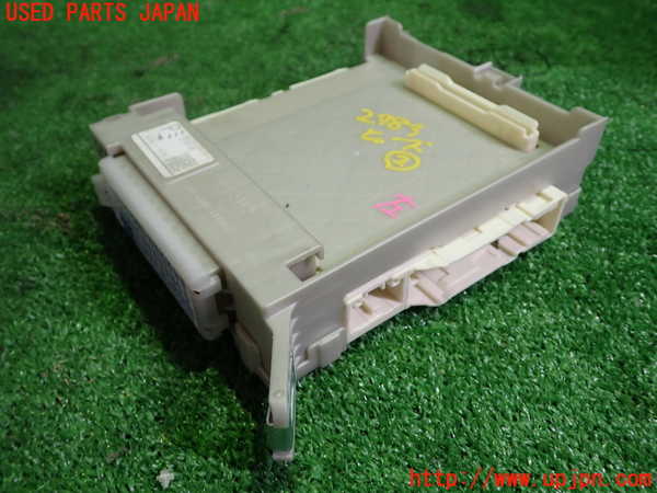 1UPJ-27836742]レクサス・GS350(GRL10)ヒューズボックス2 中古_m0001.jpg