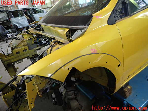 5UPJ-27841082]ルノー・メガーヌ R.S.(ルノー・スポール)(DZF4R)左前フェンダー 中古_m0001.jpg