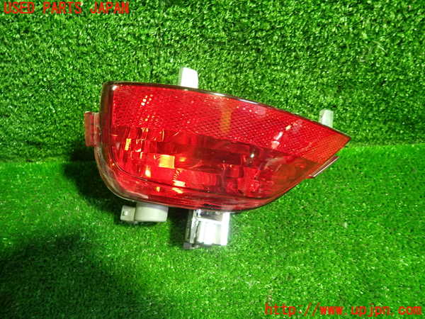 1UPJ-27841156]ルノー・メガーヌ R.S.(ルノー・スポール)(DZF4R)左リアコーナーランプ 中古_m0001.jpg