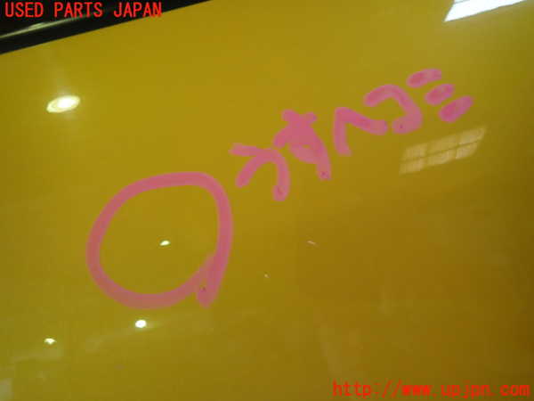 5UPJ-27841230]ルノー・メガーヌ R.S.(ルノー・スポール)(DZF4R)右ドア SEKURIT M40 中古_m0002.jpg