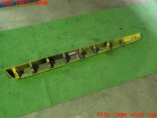 5UPJ-27841262]ルノー・メガーヌ R.S.(ルノー・スポール)(DZF4R)左ドアパネル 中古_m0003.jpg