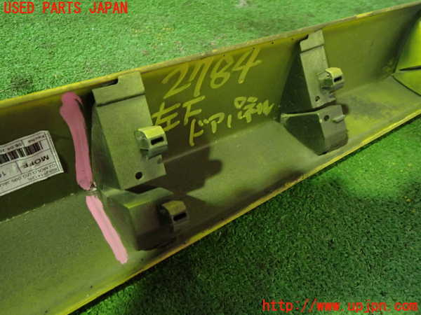 5UPJ-27841262]ルノー・メガーヌ R.S.(ルノー・スポール)(DZF4R)左ドアパネル 中古_m0005.jpg