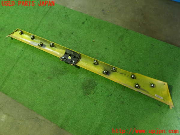 1UPJ-27841390]ルノー・メガーヌ R.S.(ルノー・スポール)(DZF4R)右サイドステップ 中古_m0004.jpg