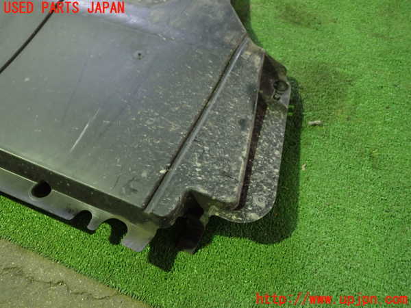 5UPJ-27842170]ルノー・メガーヌ R.S.(ルノー・スポール)(DZF4R)エンジンアンダーカバー 中古_m0002.jpg